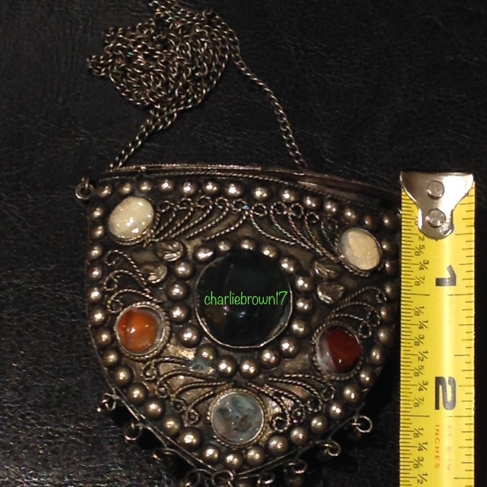 Decorative Tiny Purse Medallion - image 5